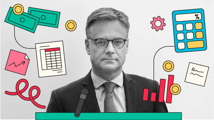 cfo-on-the-spot-10-questions-with-creditinfos-bertrand-de-leusse